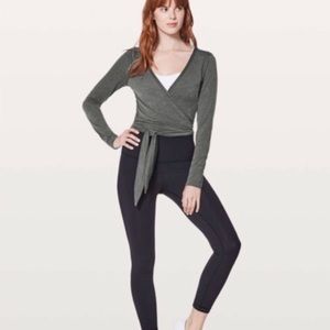 Lululemon Wrap long sleeve